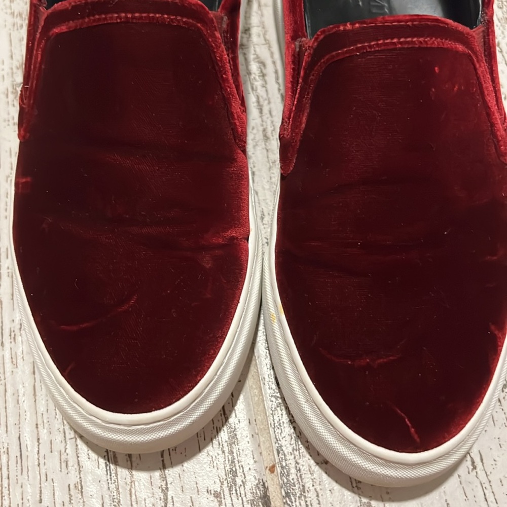 M. Gemi Sofia Velvet Sneaker - Picture 7 of 9